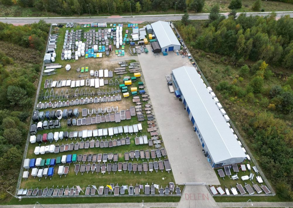 Lorries PLI35-6021 - laweta trzyosiowa uchylna lampy LED pompa hydrauliczna wypełnienie podłogi ALU - Autotransporter trailer: picture 4 Lorries PLI35-6021 - laweta trzyosiowa uchylna lampy LED pompa hydrauliczna wypełnienie podłogi ALU - Autotransporter trailer: picture 4