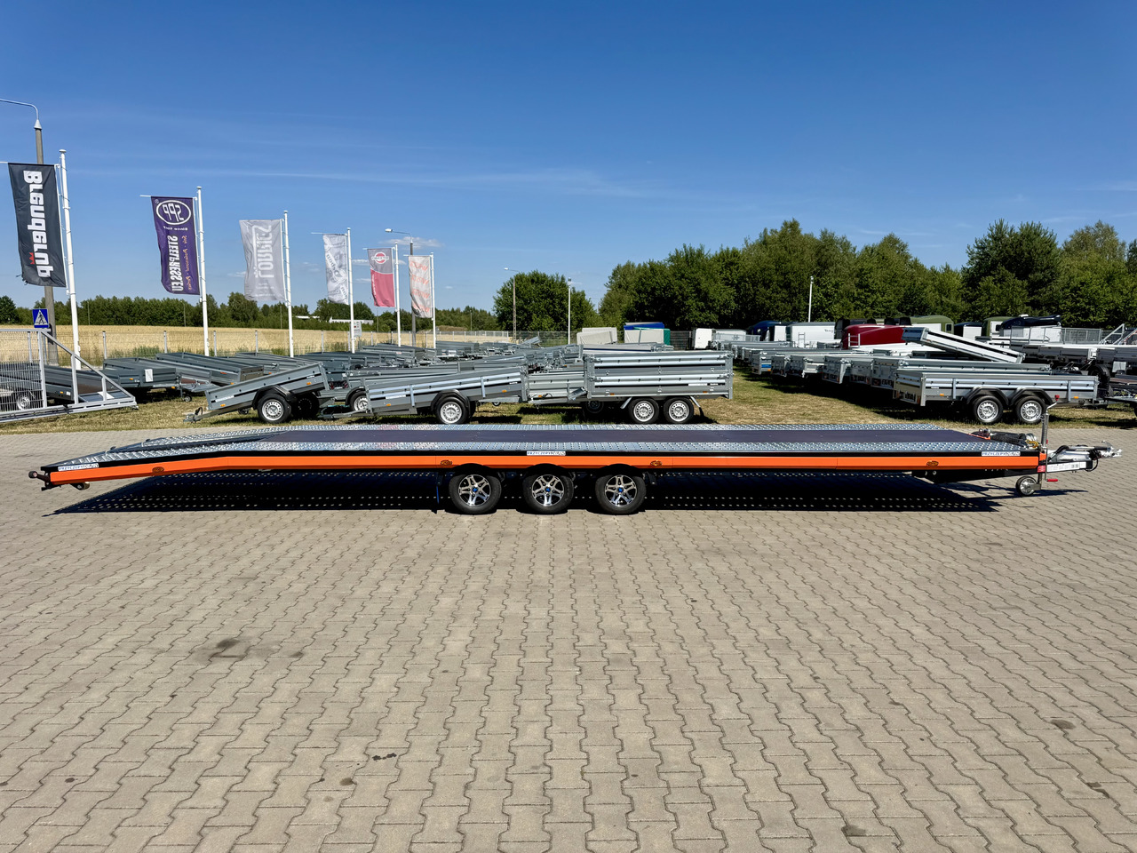 NIEWIADÓW Indiana Premium Color 850 x 210 cm | 3500 kg - Autotransporter trailer: picture 3 NIEWIADÓW Indiana Premium Color 850 x 210 cm | 3500 kg - Autotransporter trailer: picture 3