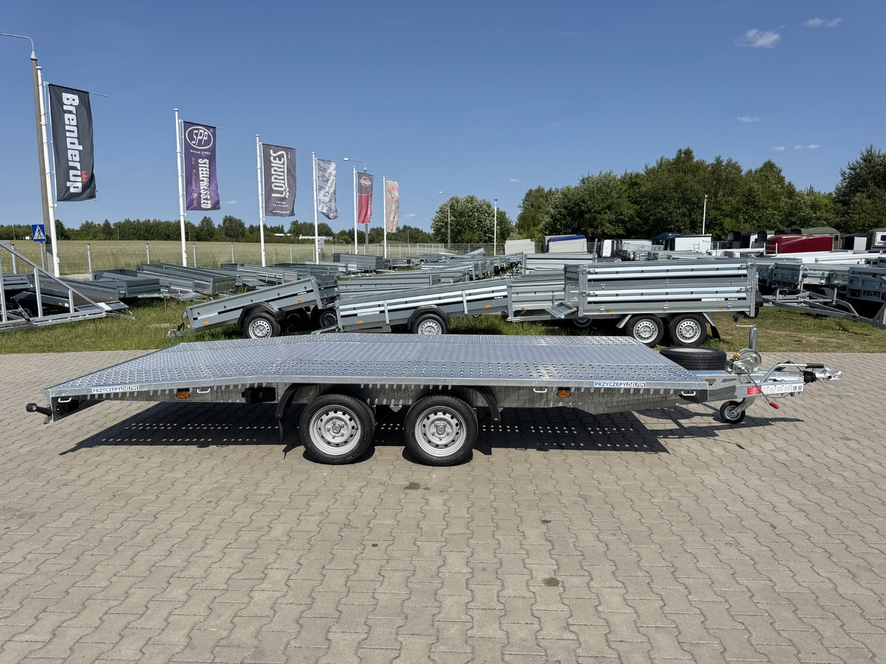 NIEWIADÓW Jupiter 4.5  -  450 x 210 cm / 2700 kg - Autotransporter trailer: picture 2 NIEWIADÓW Jupiter 4.5  -  450 x 210 cm / 2700 kg - Autotransporter trailer: picture 2