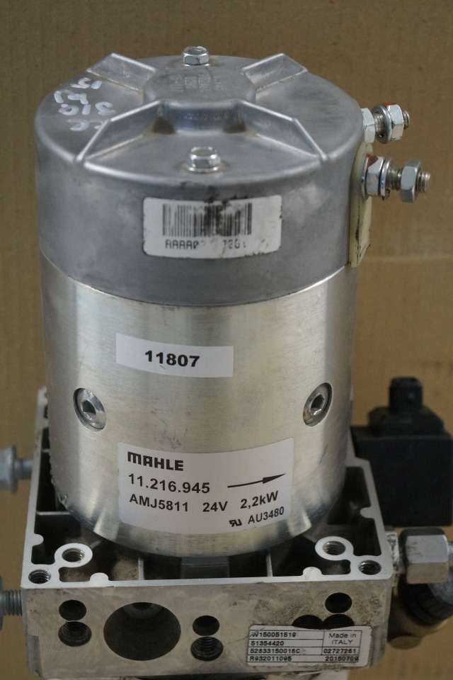 Jungheinrich 51064221 | Pump unit 24V 2,2KW Mahle AMJ5811 Pump motor 51056970 Pump unit 24V 2,2KW Mahle AMJ5811 Pump motor 51056970 Tank 16146890 Valve block 51305972 for ECE310 year 2015 - Hydraulic pump for Material handling equipment: picture 2 Jungheinrich 51064221 | Pump unit 24V 2,2KW Mahle AMJ5811 Pump motor 51056970 Pump unit 24V 2,2KW Mahle AMJ5811 Pump motor 51056970 Tank 16146890 Valve block 51305972 for ECE310 year 2015 - Hydraulic pump for Material handling equipment: picture 2