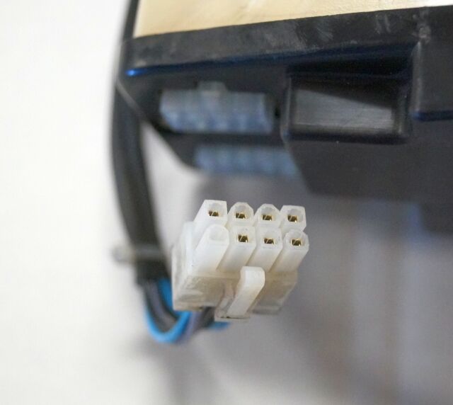 Linde 1443605100 | Rijschakelaar Control handle Control module - Electrical system for Material handling equipment: picture 3 Linde 1443605100 | Rijschakelaar Control handle Control module - Electrical system for Material handling equipment: picture 3