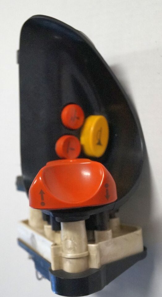 Linde 1443605100 | Rijschakelaar Control handle Control module - Steering column switch for Material handling equipment: picture 1 Linde 1443605100 | Rijschakelaar Control handle Control module - Steering column switch for Material handling equipment: picture 1