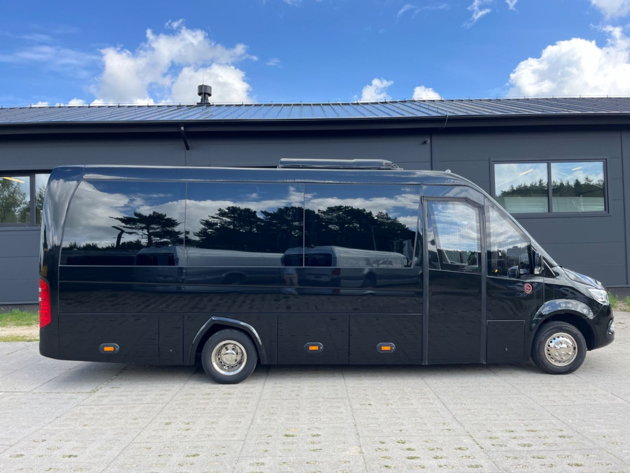 Mercedes-Benz Sprinter 519/ 3.0 V6 / LUXURY Tourist Bus - Coach: picture 4 Mercedes-Benz Sprinter 519/ 3.0 V6 / LUXURY Tourist Bus - Coach: picture 4