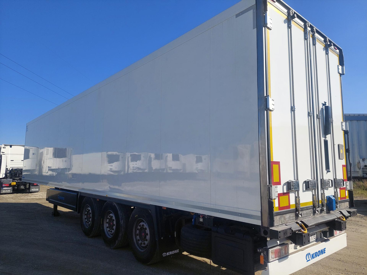 Krone SDR Double Deck Cool Liner FP45 ThermoKing SLXi 300 Lifting Axle leasing Krone SDR Double Deck Cool Liner FP45 ThermoKing SLXi 300 Lifting Axle: picture 7