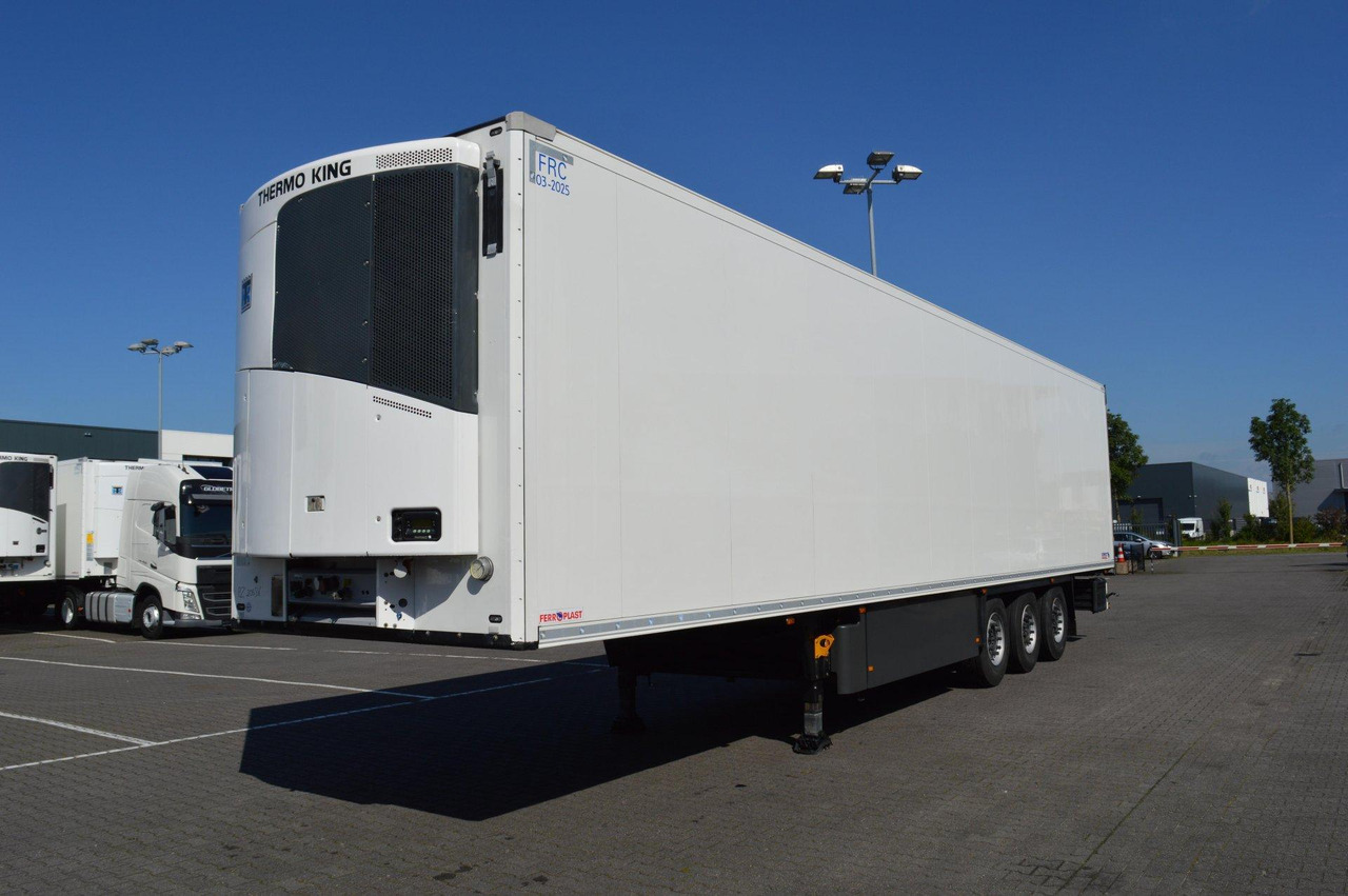 Schmitz Cargobull SKO FP 45 ThermoKing SLXi 300 - Refrigerator semi-trailer: picture 1 Schmitz Cargobull SKO FP 45 ThermoKing SLXi 300 - Refrigerator semi-trailer: picture 1