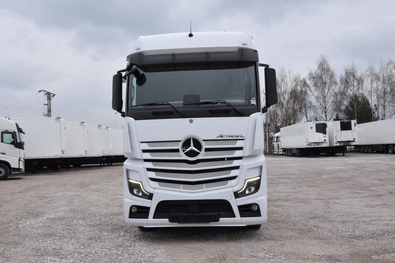 Mercedes-Benz Actros 5 1845 BigSpace - Tractor unit: picture 2 Mercedes-Benz Actros 5 1845 BigSpace - Tractor unit: picture 2