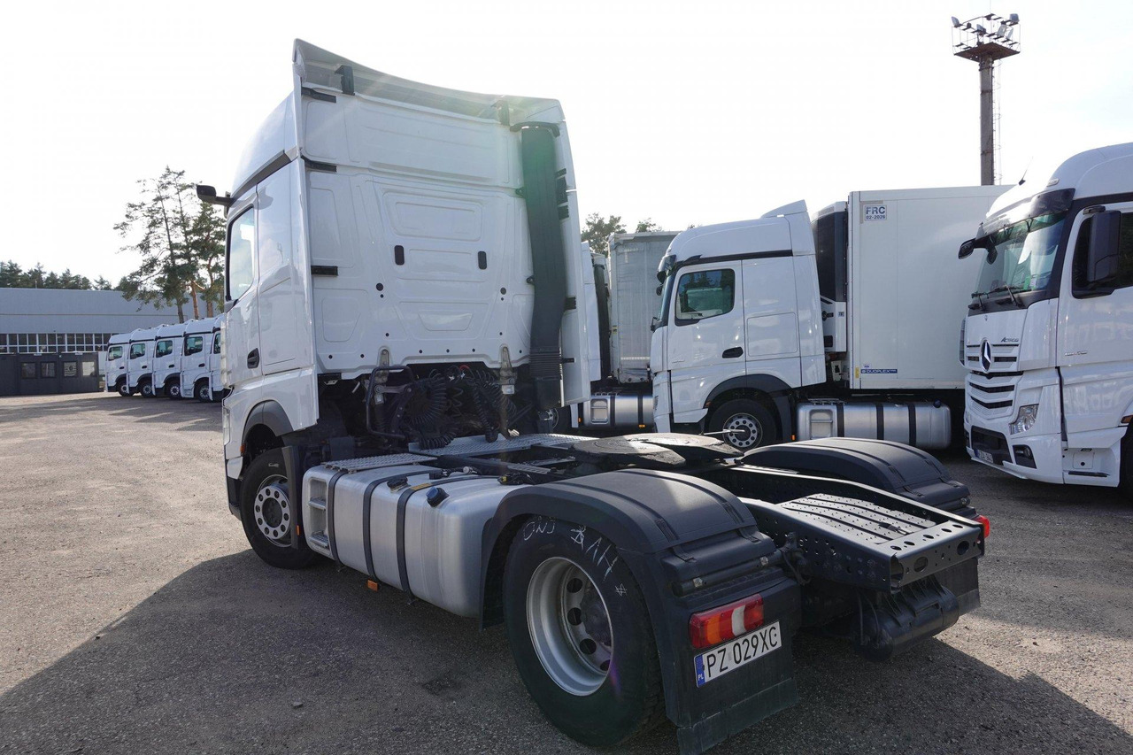 Tractor unit Mercedes-Benz Actros 5 1845 BigSpace: picture 6