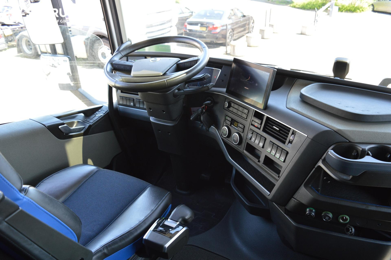 Tractor unit Volvo FH 460 Globetrotter XL i-Save I-ParkCool: picture 14 Tractor unit Volvo FH 460 Globetrotter XL i-Save I-ParkCool: picture 14