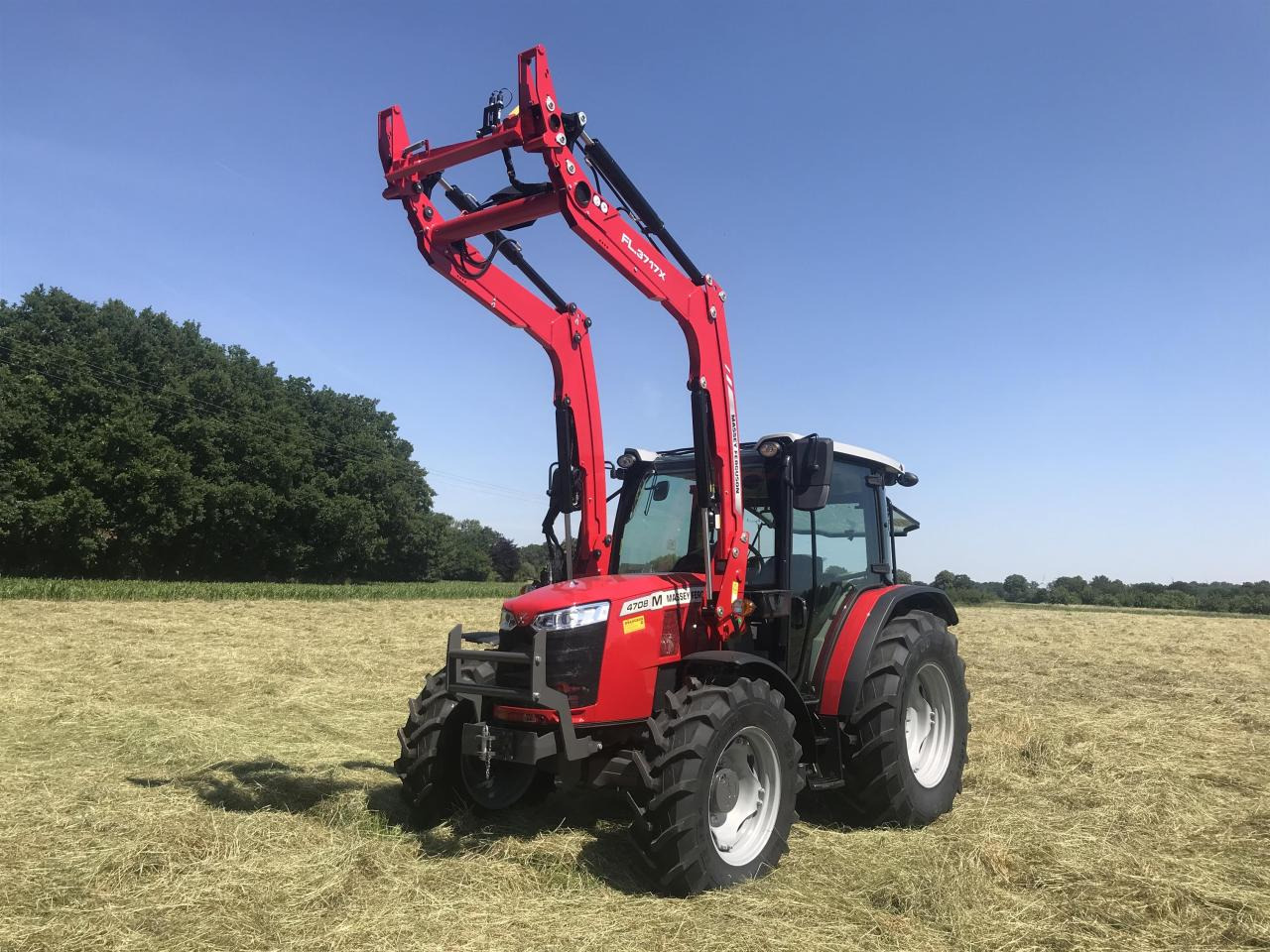 Massey Ferguson MF 4708 M - Farm tractor: picture 1 Massey Ferguson MF 4708 M - Farm tractor: picture 1