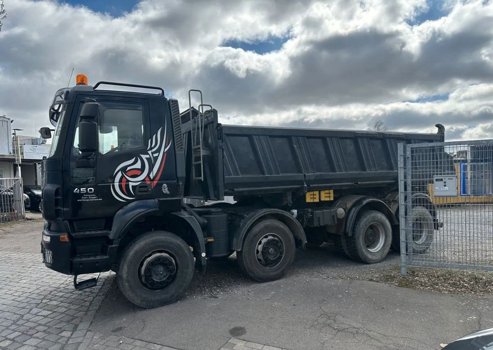 Iveco Trakker 450 • Meiller • Wywrotka Trójstronna • Bordmatik • 8x4 • Euro 5 • - Tipper: picture 4 Iveco Trakker 450 • Meiller • Wywrotka Trójstronna • Bordmatik • 8x4 • Euro 5 • - Tipper: picture 4