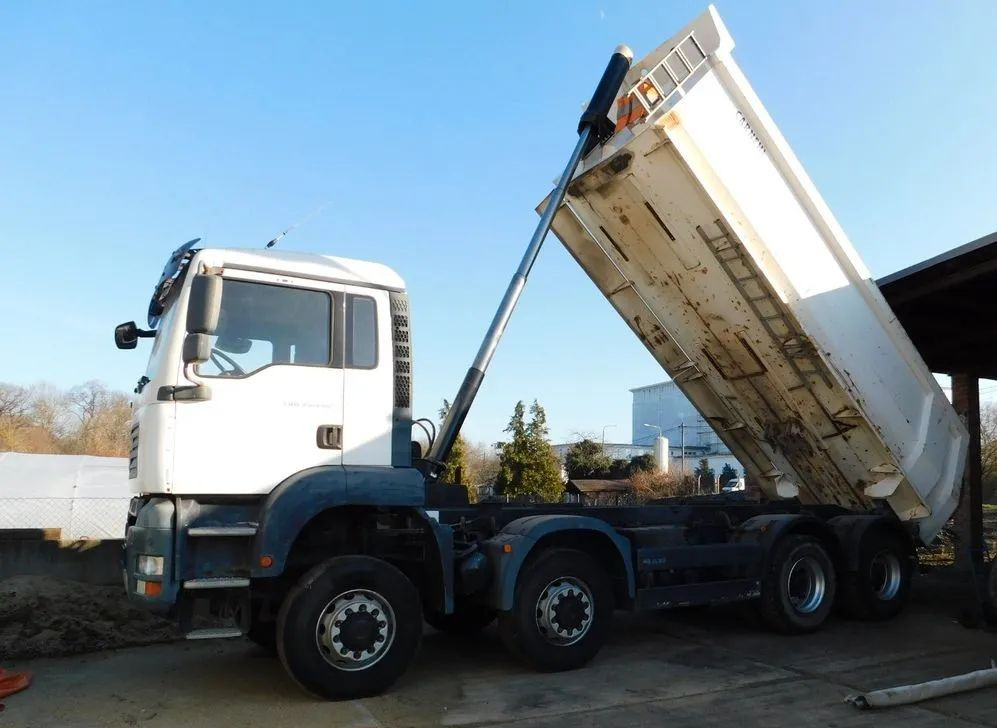MAN TGA 35.440 8x6 | Carnehl HARDOX | Wywrotka | Euro 4 | Manual - Tipper: picture 2 MAN TGA 35.440 8x6 | Carnehl HARDOX | Wywrotka | Euro 4 | Manual - Tipper: picture 2