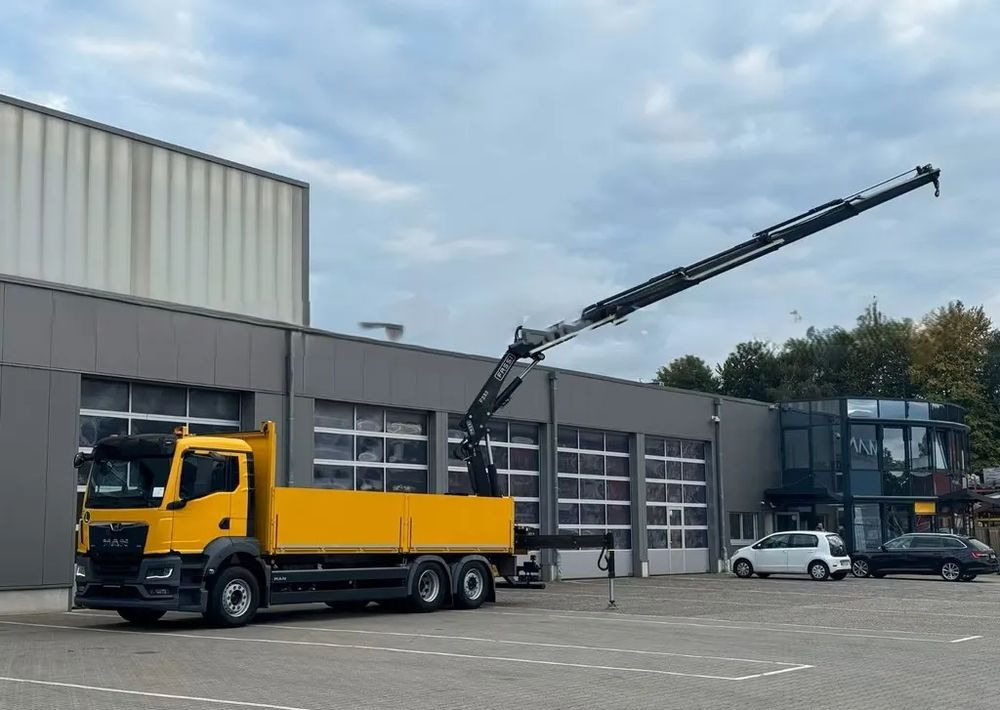 MAN TGS 26.430 6x2-4 – platforma z żurawiem FASSI F235- Euro 6 - Crane truck, Dropside/ Flatbed truck: picture 4 MAN TGS 26.430 6x2-4 – platforma z żurawiem FASSI F235- Euro 6 - Crane truck, Dropside/ Flatbed truck: picture 4