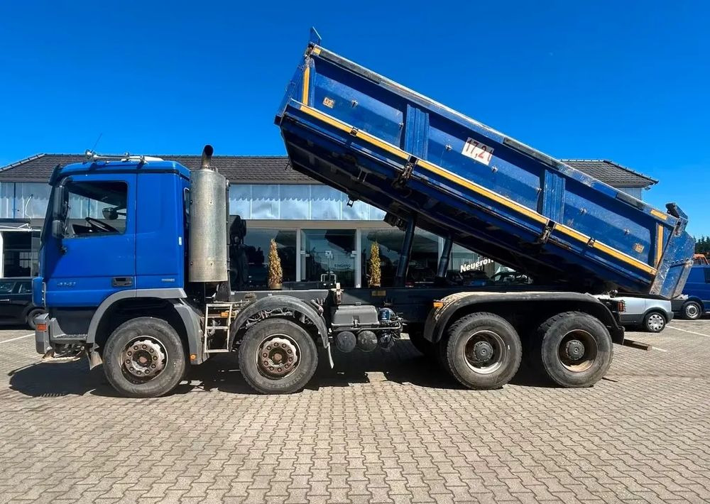 Mercedes-Benz ACTROS 4141 K 8x4 – wywrotka 3-stronna MEILLER- Retarder -Euro5 - Tipper: picture 2 Mercedes-Benz ACTROS 4141 K 8x4 – wywrotka 3-stronna MEILLER- Retarder -Euro5 - Tipper: picture 2