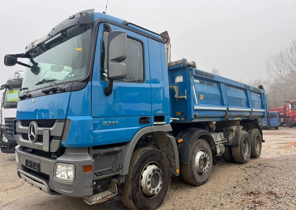 Mercedes-Benz Actros 3244 Wywrotka MEILLER 8x4 | Euro 5 | Bortmatic | - Tipper: picture 1 Mercedes-Benz Actros 3244 Wywrotka MEILLER 8x4 | Euro 5 | Bortmatic | - Tipper: picture 1