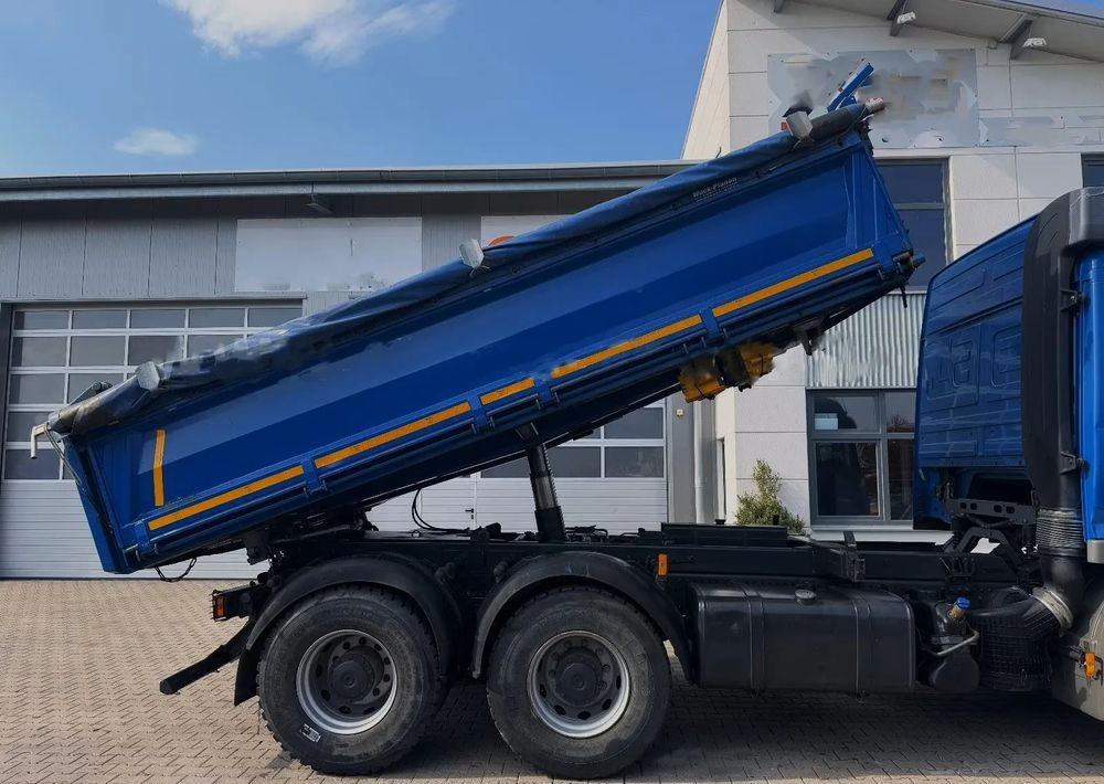 Mercedes-Benz Actros 6x4 / Meiller Trójstronny Wywrot / Bordmatic/ Retarder/ Euro 5/ Klimatyzacja - Tipper: picture 4 Mercedes-Benz Actros 6x4 / Meiller Trójstronny Wywrot / Bordmatic/ Retarder/ Euro 5/ Klimatyzacja - Tipper: picture 4