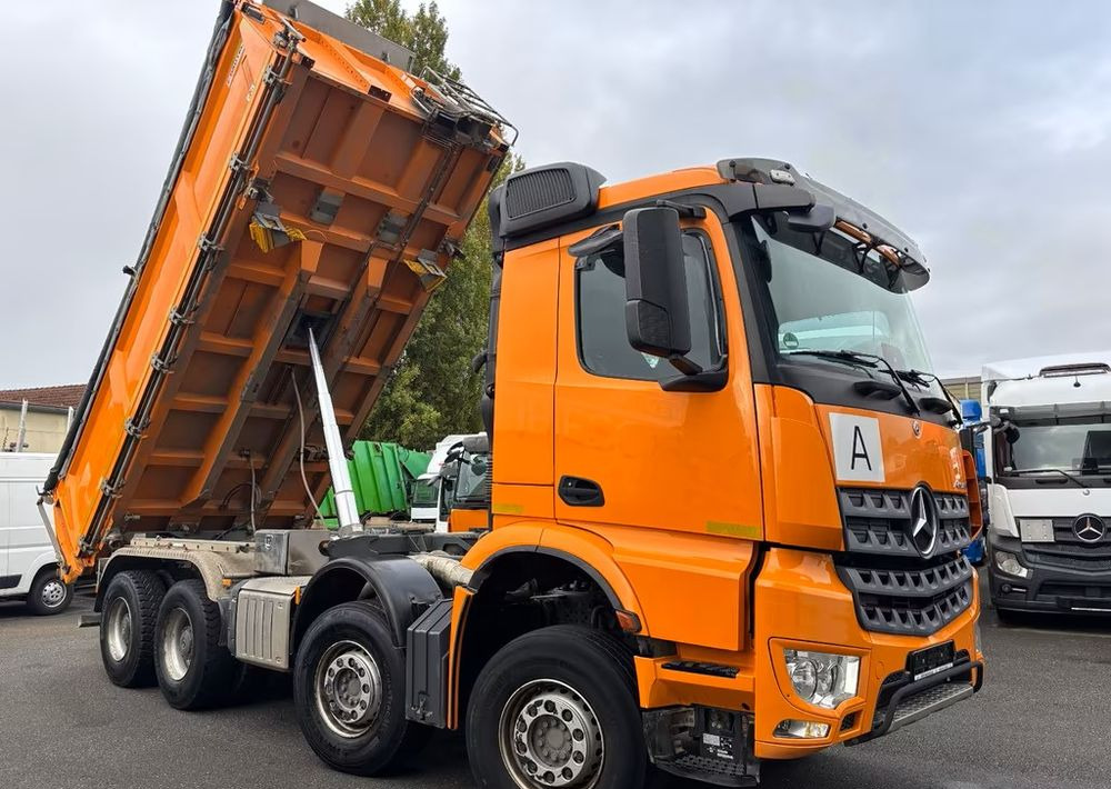 Tipper Mercedes-Benz Arocs 3248 8x4 – wywrotka trójstronna Dautel, Bordmatik,233 539 km: picture 12