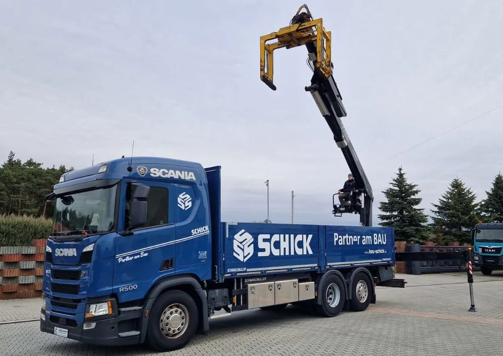 Scania Scania/ R 500/ 6x2 /Fassi F 215 AS - Dropside/ Flatbed truck, Crane truck: picture 2 Scania Scania/ R 500/ 6x2 /Fassi F 215 AS - Dropside/ Flatbed truck, Crane truck: picture 2