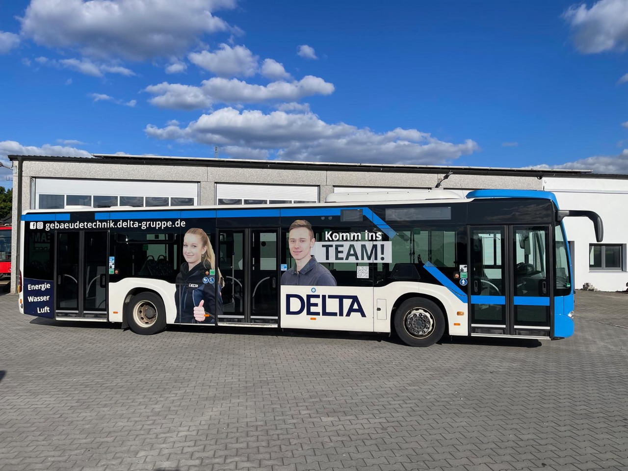 Mercedes-Benz O 530 Citaro C2 / 3-Türer / Vollklimaanlage - City bus: picture 2 Mercedes-Benz O 530 Citaro C2 / 3-Türer / Vollklimaanlage - City bus: picture 2