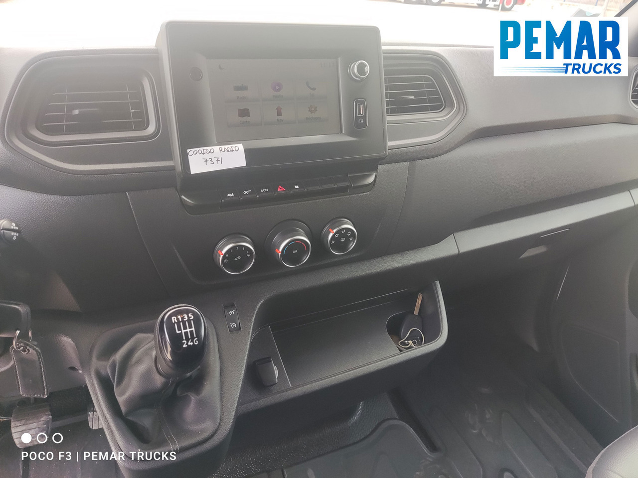 Passenger van RENAULT MASTER 2.3 DCI CESTA ELEVADORA PORTAPERSONAS EURO 6: picture 24 Passenger van RENAULT MASTER 2.3 DCI CESTA ELEVADORA PORTAPERSONAS EURO 6: picture 24