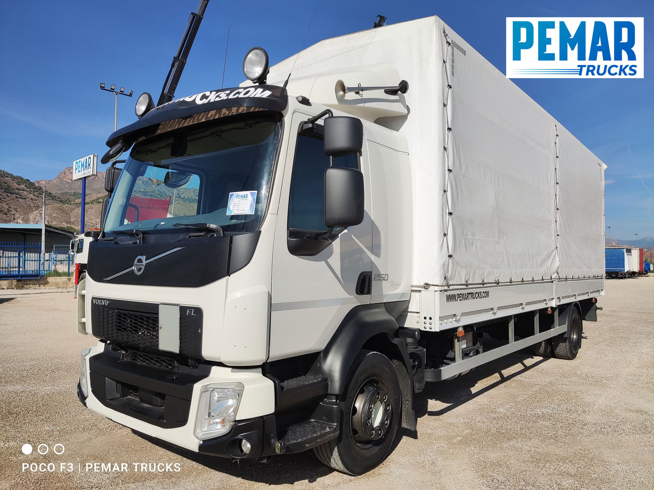 VOLVO FL 250 SEMITAUTLINER 16T - Curtain side truck: picture 1 VOLVO FL 250 SEMITAUTLINER 16T - Curtain side truck: picture 1