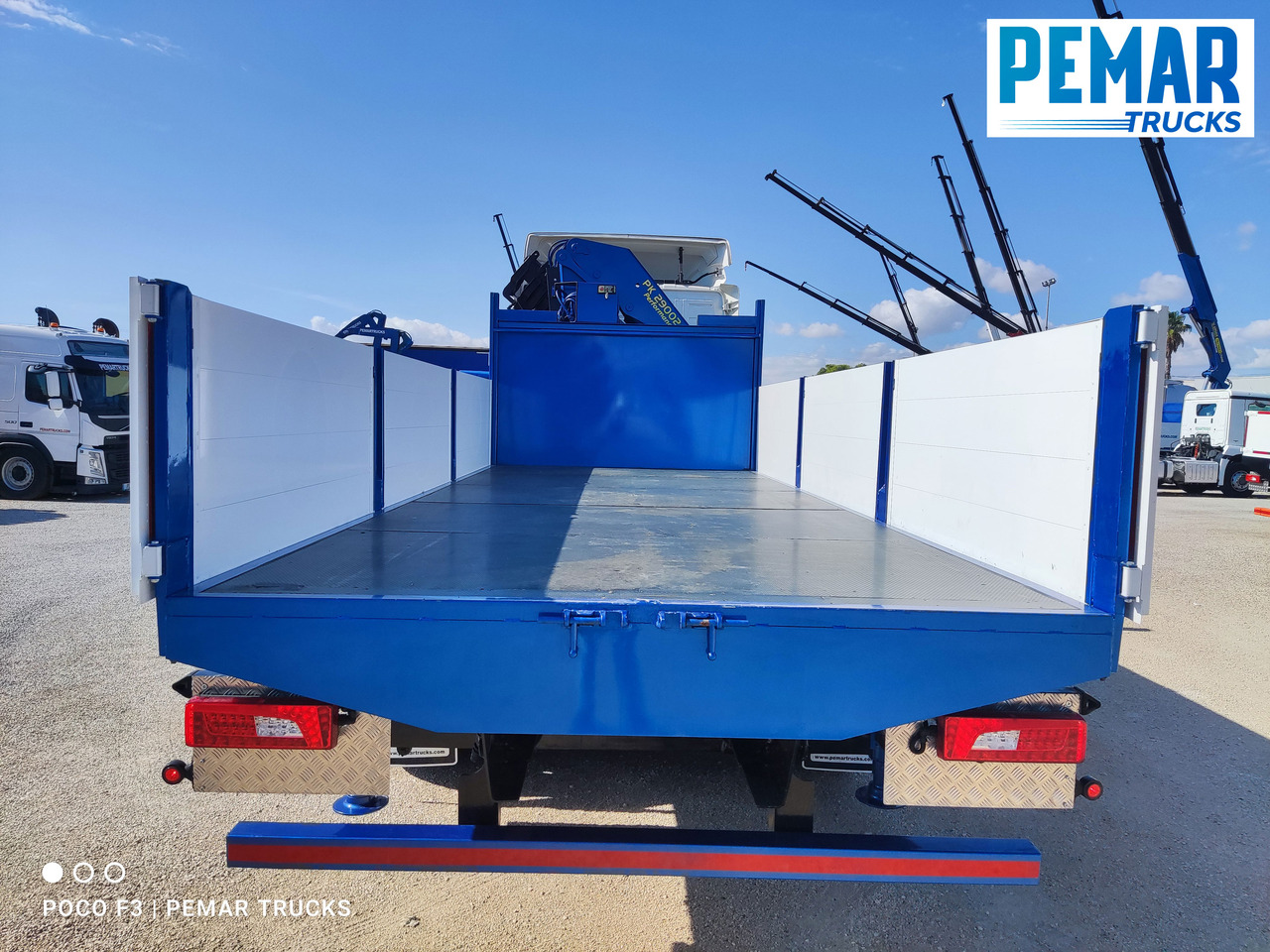 Crane truck VOLVO FM 500 6X2 GRUA CAJA FIJA: picture 21