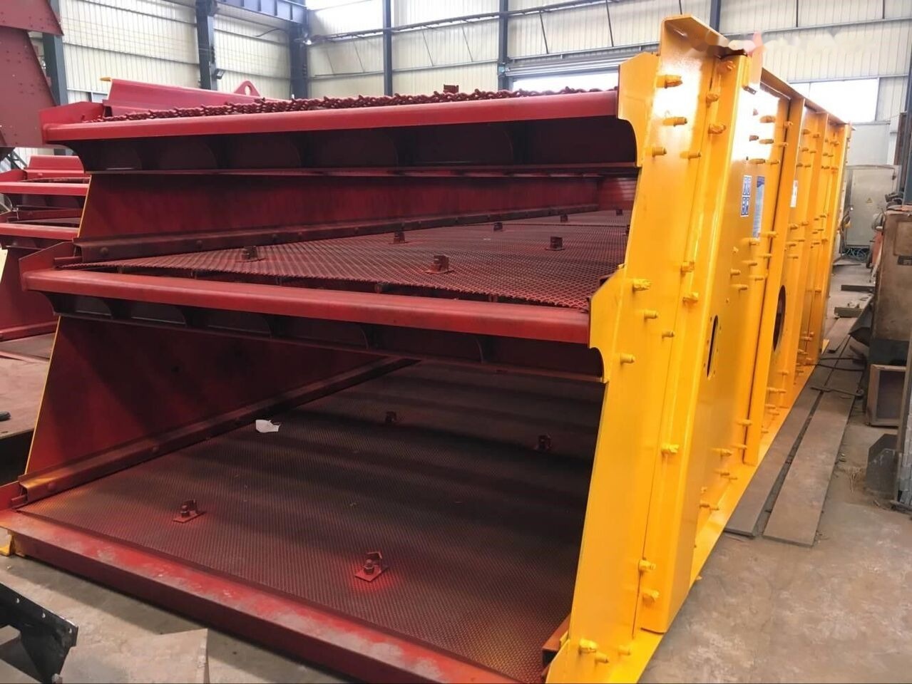 New Screener Kinglink 3YK2160 Aggregates and Stone Vibrating Screen | 300TPH: picture 6 New Screener Kinglink 3YK2160 Aggregates and Stone Vibrating Screen | 300TPH: picture 6