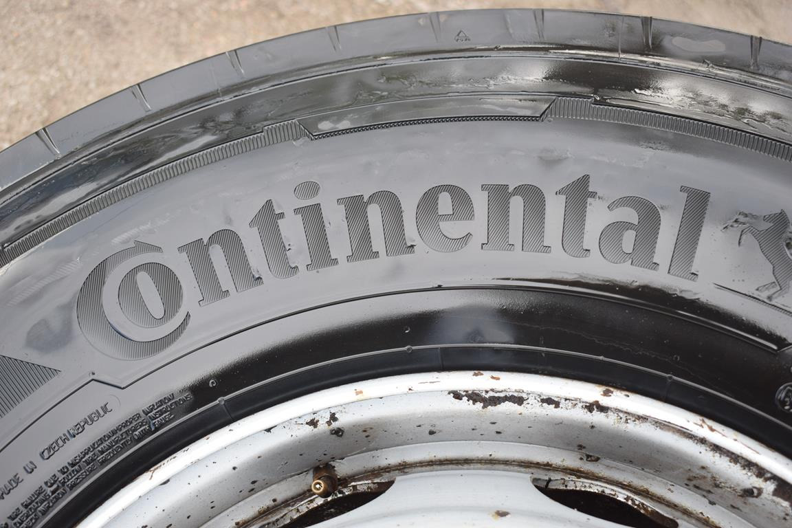 CONTINENTAL 315 / 80 R 22,5 - FRONT - DOT 33/20 - Tire for Truck: picture 2 CONTINENTAL 315 / 80 R 22,5 - FRONT - DOT 33/20 - Tire for Truck: picture 2