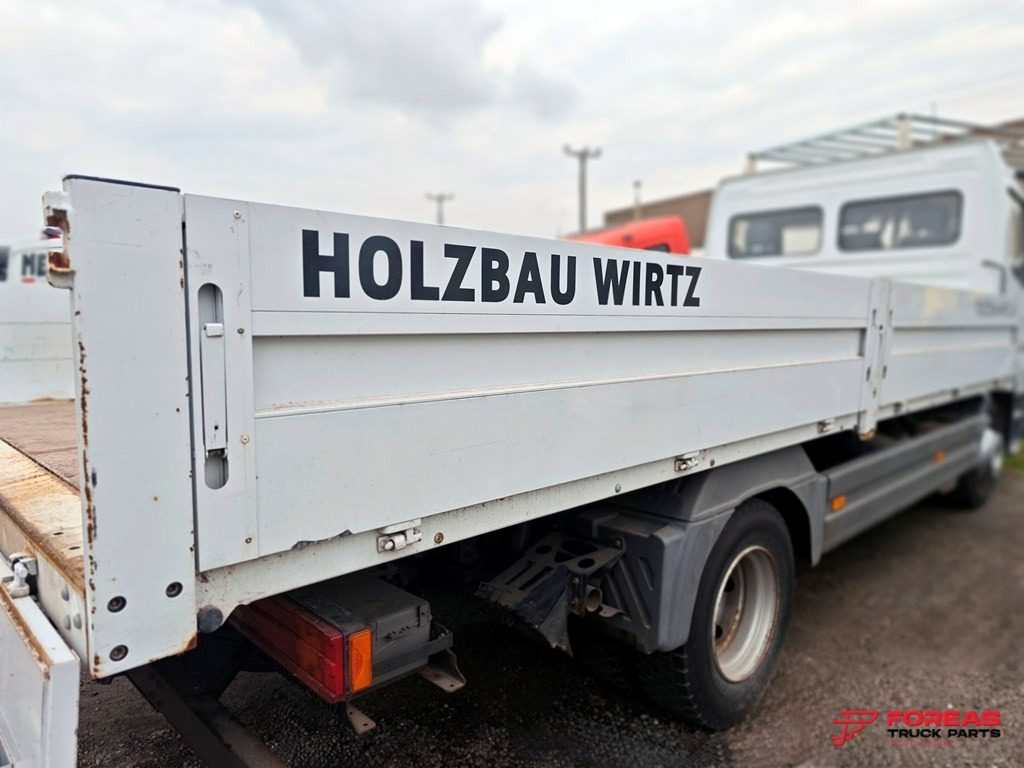 FLATBED BODY 5.20 M X 2.50 M WITH 50 CM HINGED DROPSIDES - Flatbed body: picture 5 FLATBED BODY 5.20 M X 2.50 M WITH 50 CM HINGED DROPSIDES - Flatbed body: picture 5