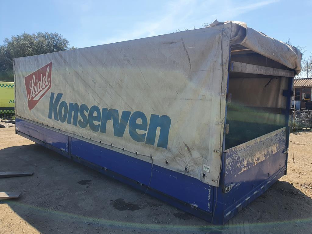 MEASUREMENTS - 7,15m - 2,47m - 2,30m - Curtainside swap body: picture 2 MEASUREMENTS - 7,15m - 2,47m - 2,30m - Curtainside swap body: picture 2