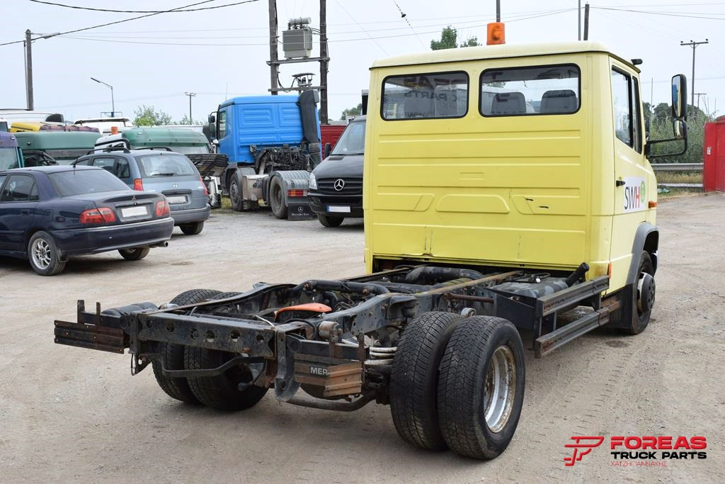 MERCEDES-BENZ VARIO 614 - Cab chassis truck: picture 5 MERCEDES-BENZ VARIO 614 - Cab chassis truck: picture 5