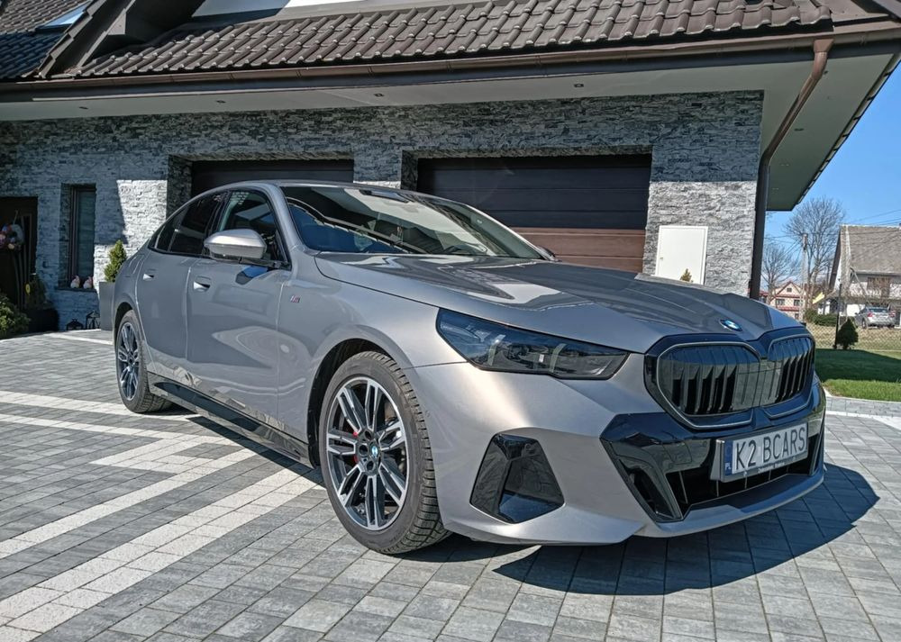 BMW Seria 5 - Car: picture 2 BMW Seria 5 - Car: picture 2