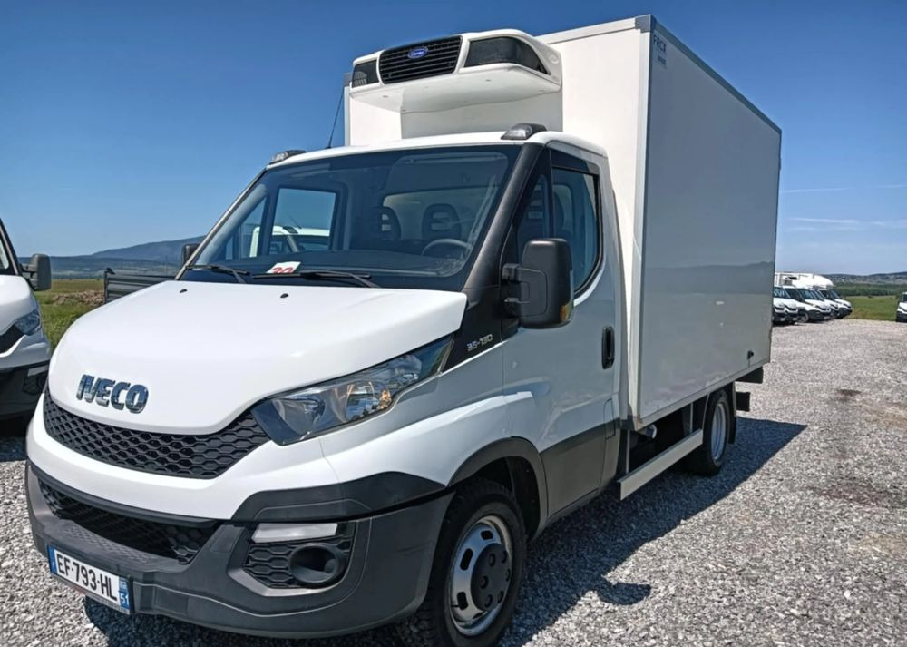 Iveco 35C13, 35C12, 35C14, 35C15 - Refrigerated delivery van: picture 2 Iveco 35C13, 35C12, 35C14, 35C15 - Refrigerated delivery van: picture 2