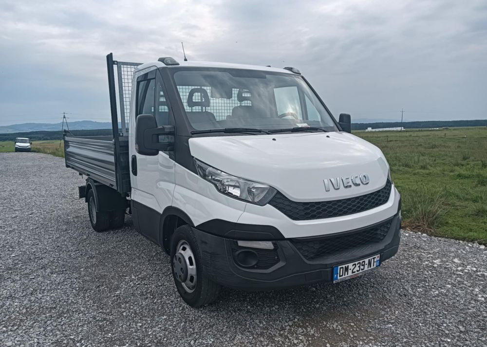 Iveco 35C13, 35C12, 35C14, 35C15 - Tipper van: picture 2 Iveco 35C13, 35C12, 35C14, 35C15 - Tipper van: picture 2