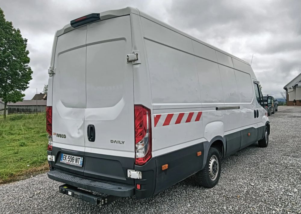 Iveco 35S14,35S13,35C13,35C12, - Panel van: picture 3 Iveco 35S14,35S13,35C13,35C12, - Panel van: picture 3