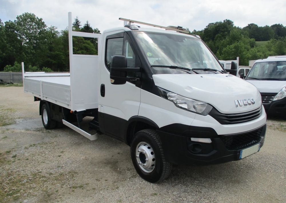 Iveco Daily 3.0 na bliźniaku 70C18 skrzynia, laweta, rama, HDS, 70-180 kiper - Dropside/ Flatbed truck: picture 1 Iveco Daily 3.0 na bliźniaku 70C18 skrzynia, laweta, rama, HDS, 70-180 kiper - Dropside/ Flatbed truck: picture 1