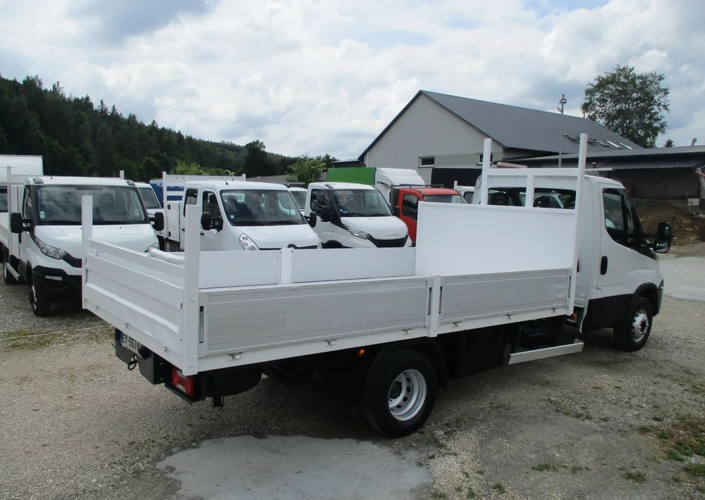 Iveco Daily 3.0 na bliźniaku 70C18 skrzynia, laweta, rama, HDS, 70-180 kiper - Dropside/ Flatbed truck: picture 4 Iveco Daily 3.0 na bliźniaku 70C18 skrzynia, laweta, rama, HDS, 70-180 kiper - Dropside/ Flatbed truck: picture 4