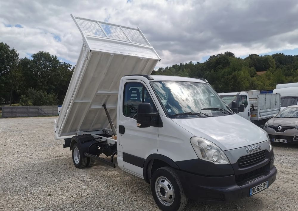 Iveco Daily 35C11 Kiper wywrotka Hak Bliźniak sprowadzony 35C12 - Tipper van: picture 3 Iveco Daily 35C11 Kiper wywrotka Hak Bliźniak sprowadzony 35C12 - Tipper van: picture 3
