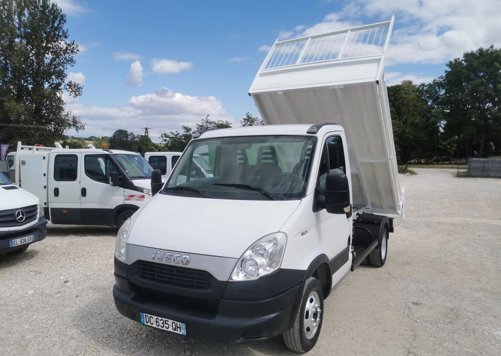 Iveco Daily 35C11 Kiper wywrotka Hak Bliźniak sprowadzony 35C12 - Tipper van: picture 1 Iveco Daily 35C11 Kiper wywrotka Hak Bliźniak sprowadzony 35C12 - Tipper van: picture 1