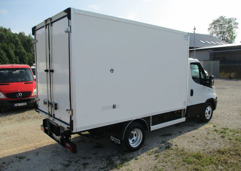 Iveco Daily 35C13 chłodnia Mroźnia na bliźniaku 35-130 Thermo King agregat - Refrigerated delivery van: picture 4 Iveco Daily 35C13 chłodnia Mroźnia na bliźniaku 35-130 Thermo King agregat - Refrigerated delivery van: picture 4