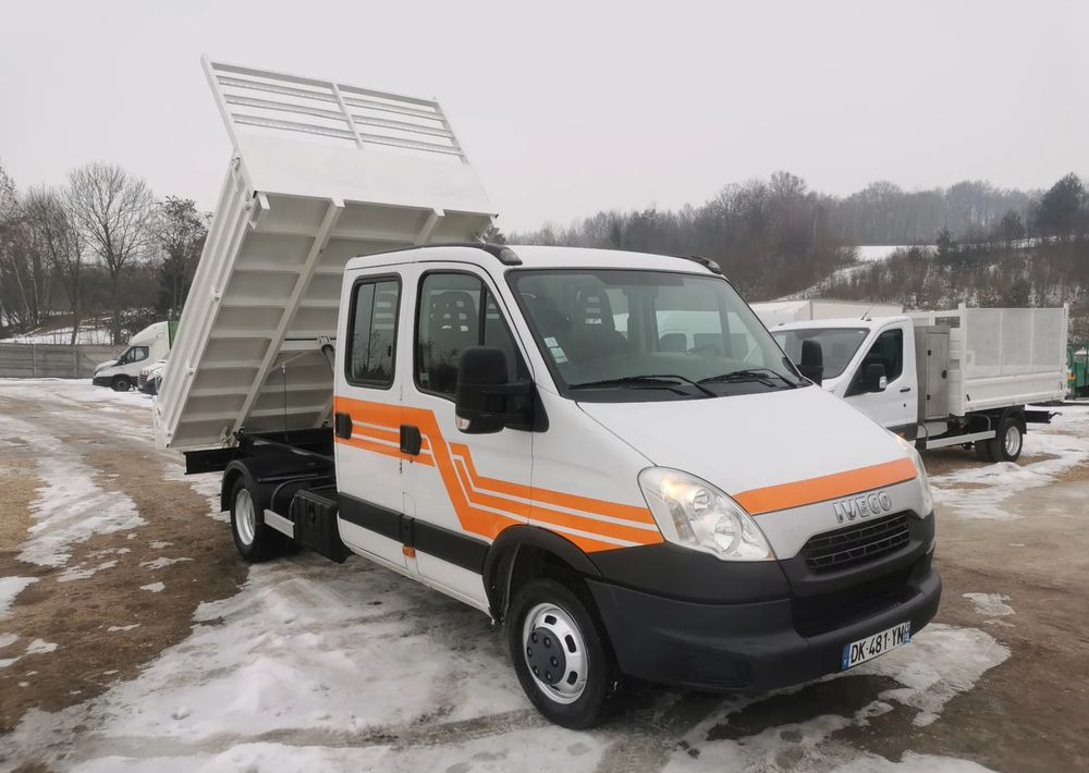 Iveco Daily 35C15 Brygadówka 3.0-150KM wywrotka Hak kiper doka 7-osobowa Dubel - Tipper van: picture 1 Iveco Daily 35C15 Brygadówka 3.0-150KM wywrotka Hak kiper doka 7-osobowa Dubel - Tipper van: picture 1