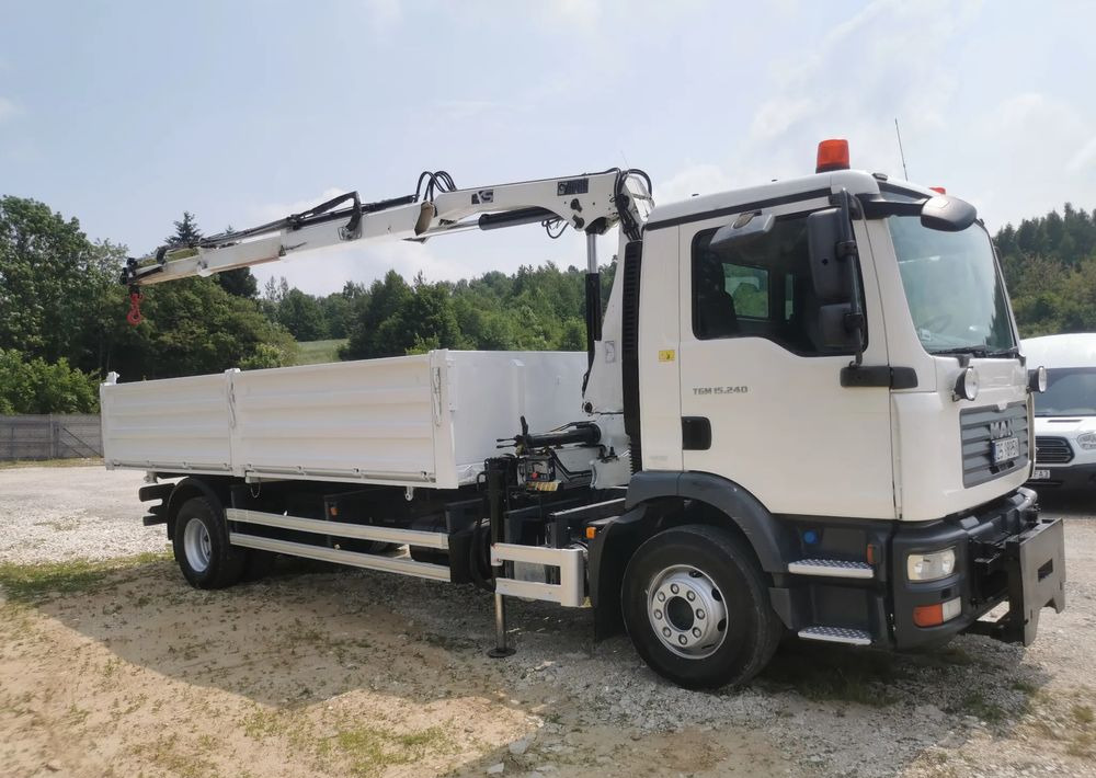 MAN TGM 15.240 Żuraw HDS HIAB + kiper wywrotka + Płyta czołowa Mały przebieg Klima - Tipper: picture 4 MAN TGM 15.240 Żuraw HDS HIAB + kiper wywrotka + Płyta czołowa Mały przebieg Klima - Tipper: picture 4