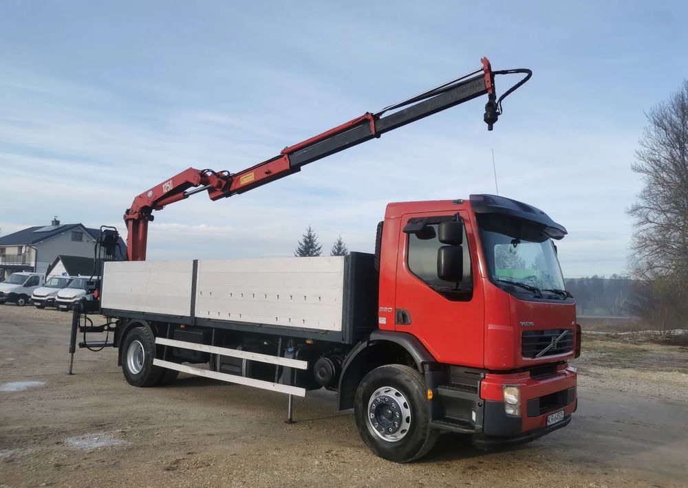 Volvo FE 320 żuraw HDS HMF 1250K2 rotator 4 podpory koła 315/80R22,5 - Dropside/ Flatbed truck, Crane truck: picture 1 Volvo FE 320 żuraw HDS HMF 1250K2 rotator 4 podpory koła 315/80R22,5 - Dropside/ Flatbed truck, Crane truck: picture 1