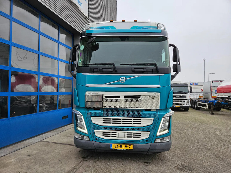 Volvo FH 460 ADR EX/II, EX/III, FL and AT PTO Double Tank Smart 2 tacho - Tractor unit: picture 2 Volvo FH 460 ADR EX/II, EX/III, FL and AT PTO Double Tank Smart 2 tacho - Tractor unit: picture 2