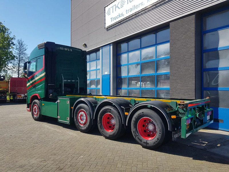 Volvo FH 500 8x2 Euro 6 Netherlands truck - Container transporter/ Swap body truck: picture 4 Volvo FH 500 8x2 Euro 6 Netherlands truck - Container transporter/ Swap body truck: picture 4