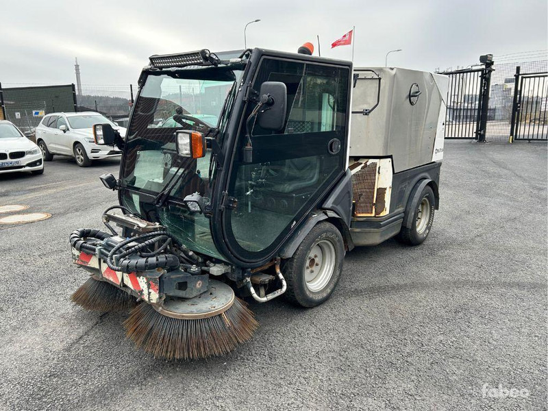Nilfisk CR3500 - Road sweeper: picture 1 Nilfisk CR3500 - Road sweeper: picture 1