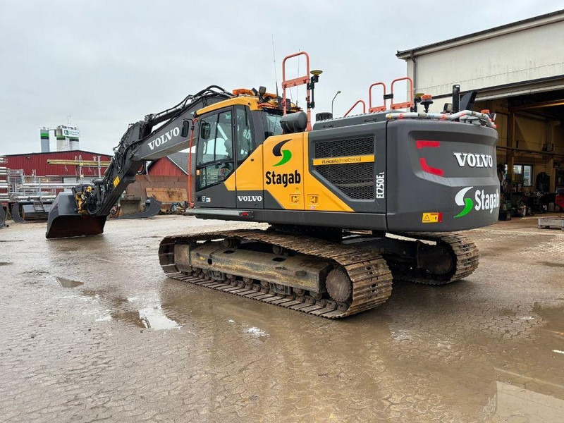 Volvo EC250EL - Crawler excavator: picture 4 Volvo EC250EL - Crawler excavator: picture 4