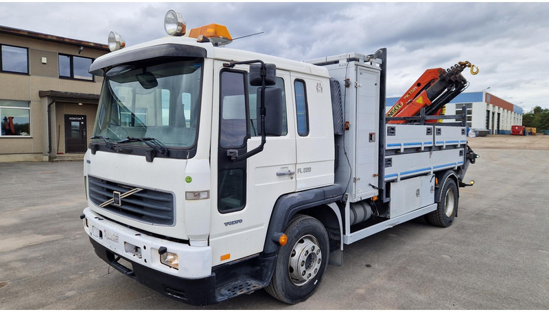 Volvo FL220 4X2 Palfinger PK7501 - Dropside/ Flatbed truck, Crane truck: picture 4 Volvo FL220 4X2 Palfinger PK7501 - Dropside/ Flatbed truck, Crane truck: picture 4