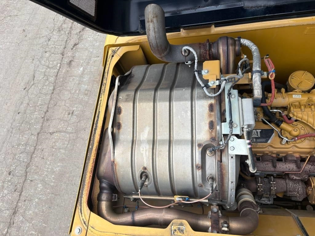 CAT 323 F L  leasing CAT 323 F L: picture 17