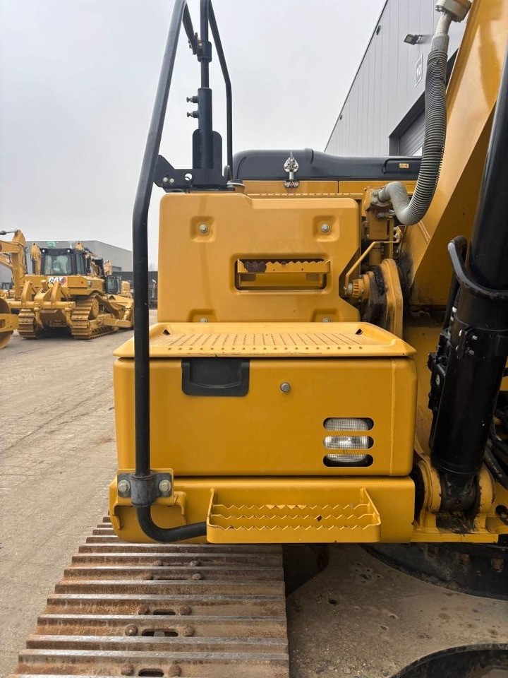 CAT 323 F L  leasing CAT 323 F L: picture 27