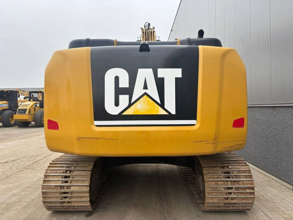 CAT 323 F L - Crawler excavator: picture 4 CAT 323 F L - Crawler excavator: picture 4